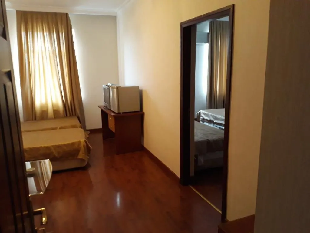 Bp Hotel Baku 4*,